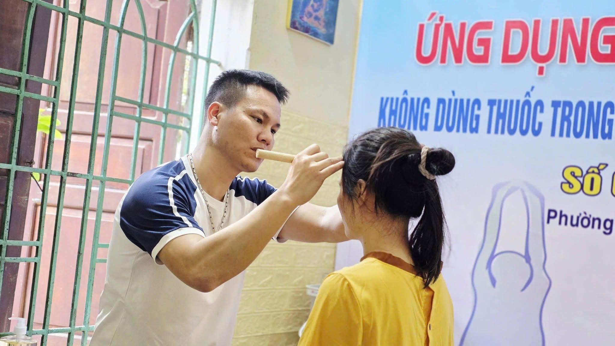 Câu Chuyện Vui Về "Y Dịch": Hiệu Quả Thần Kỳ Của Nắn Chỉnh Cột Sống & Hiểu Lầm Về Bùa Ngải